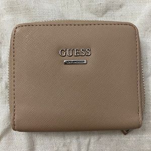 Guess Wallet